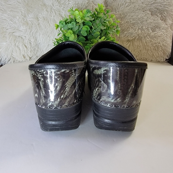 Dansko Professional Clogs - Picture 8 of 9